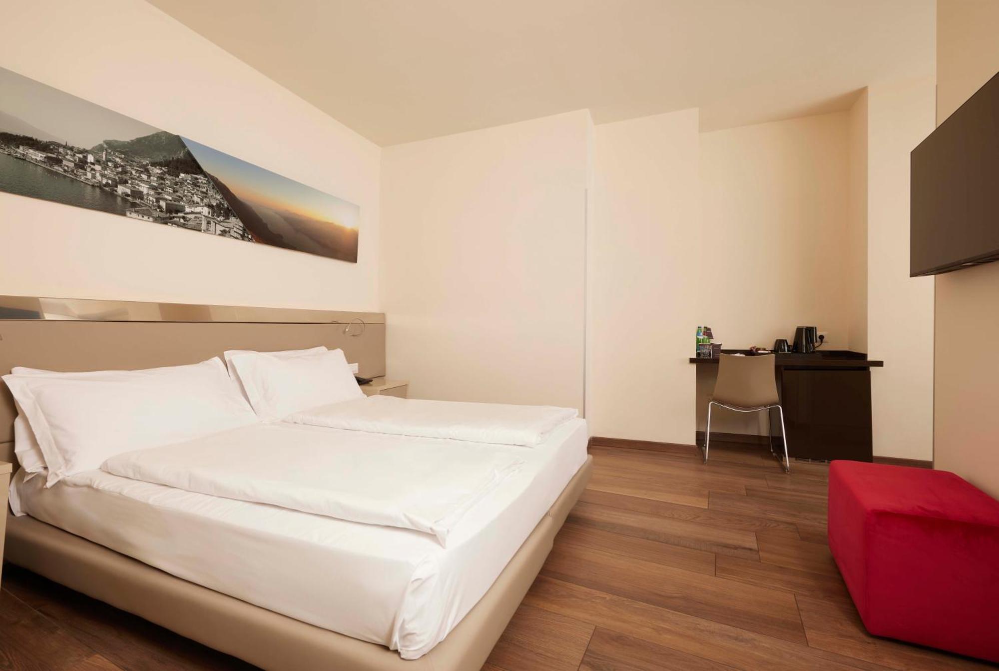 Hotel Atilius - Adults Only リモーネ・スル・ガルダ 部屋 写真